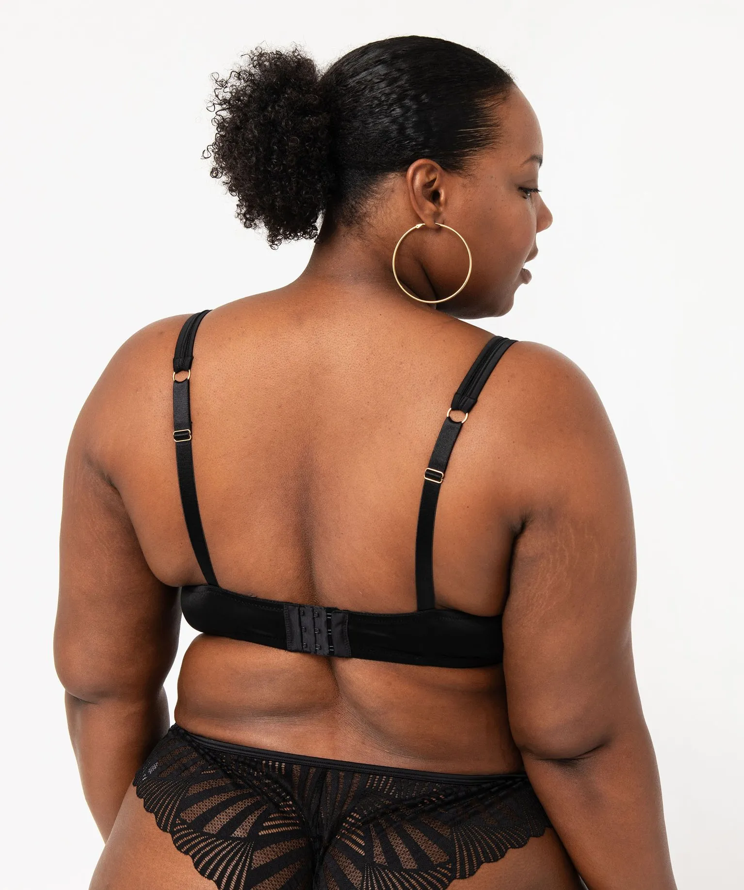 Full Coverage Underwire Black Bra Large Size Lingerie