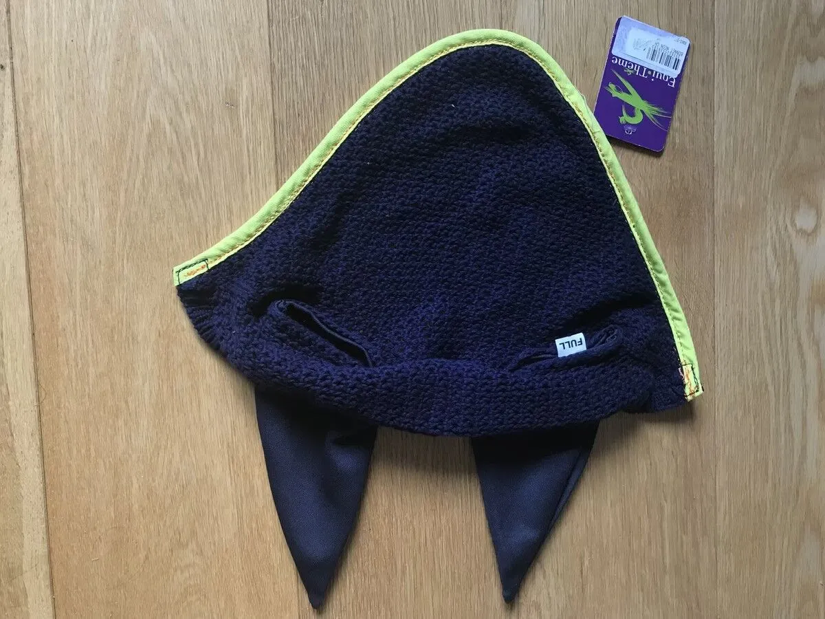 navy blue hat